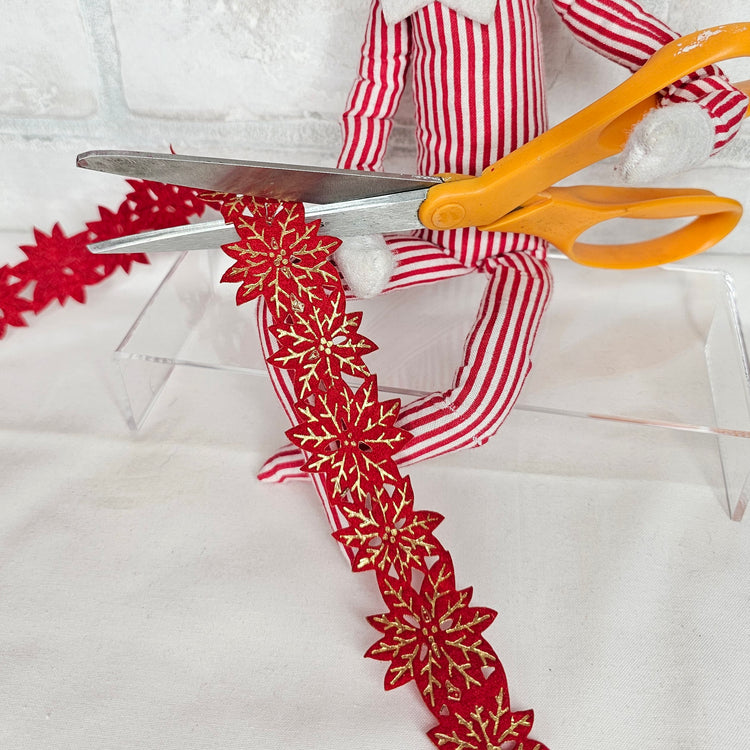 Elf Crafting Garland