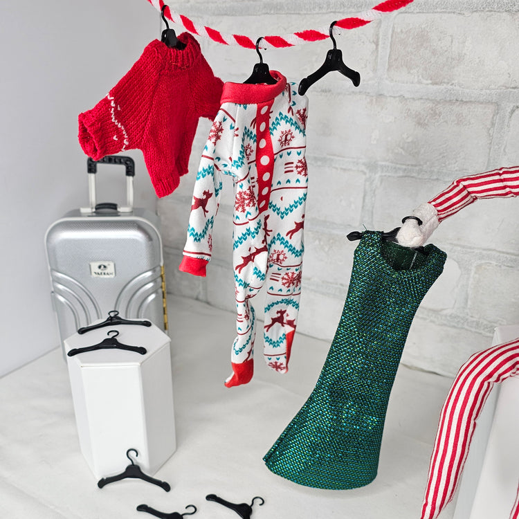 Elf-Sized Clothing Hangers - 2pc