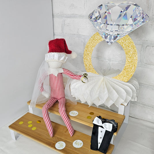 "Elf said YES!"  Elf Wedding