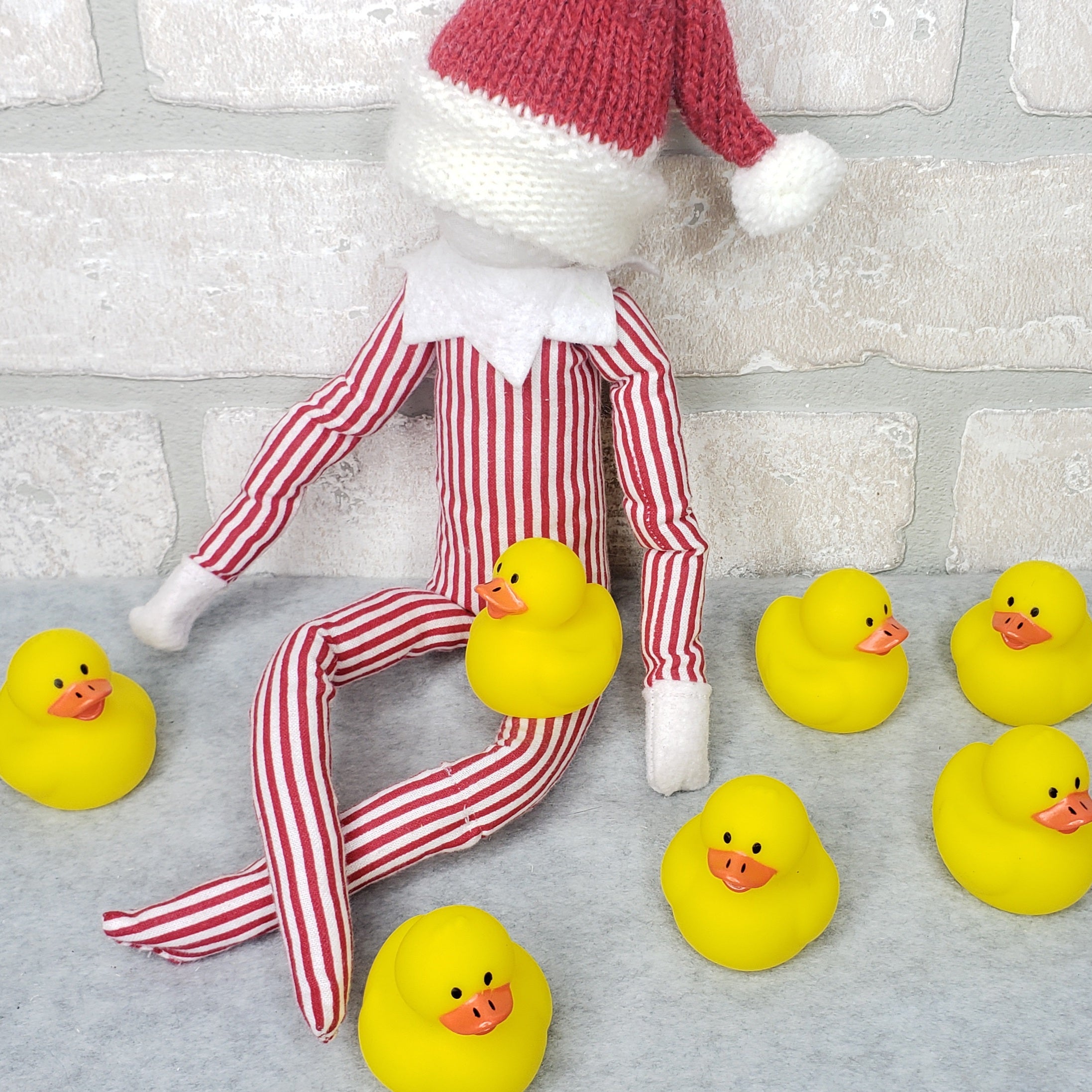 Elf rubber ducky
