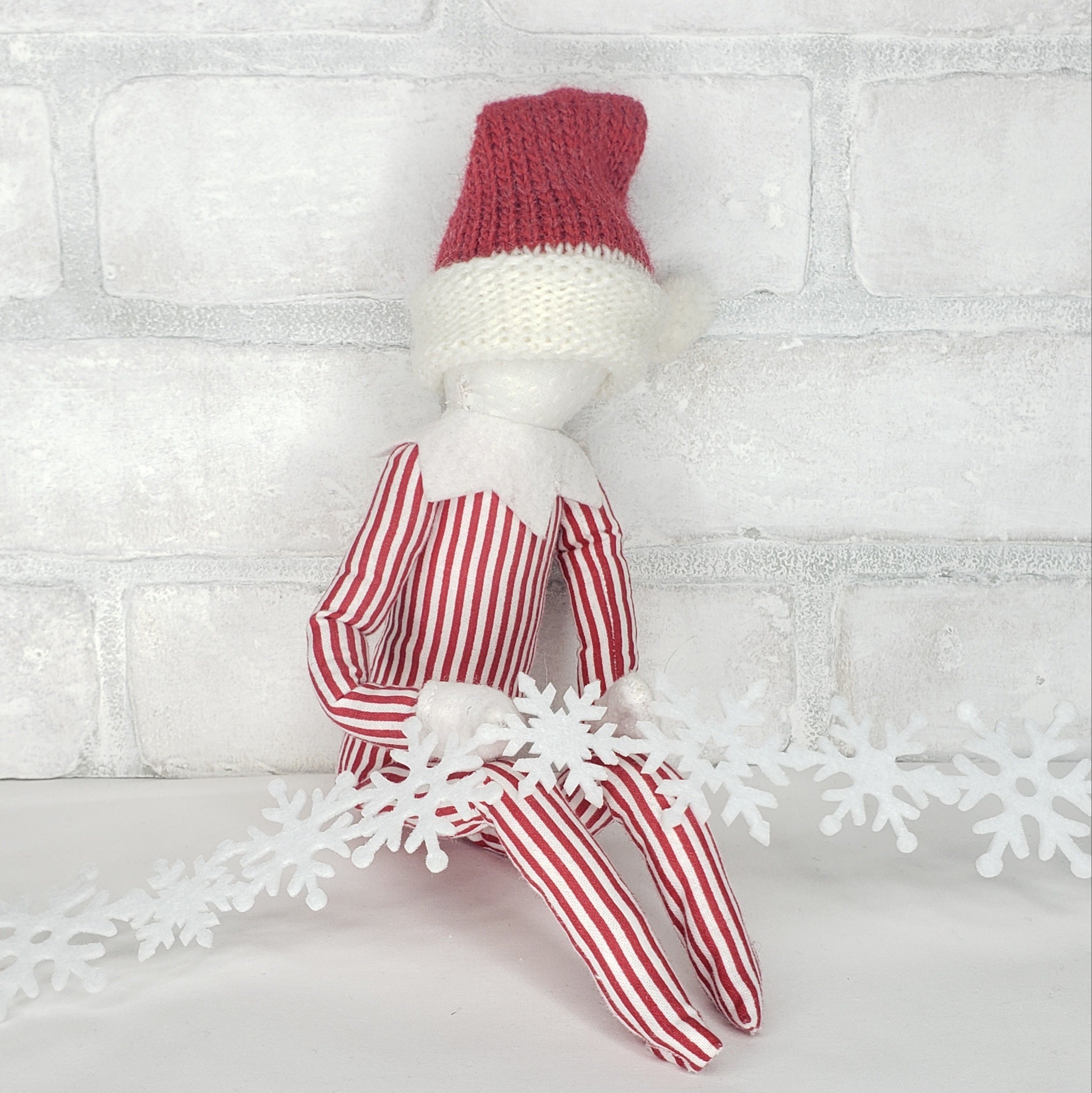 Elf Crafting Garland (5 styles)