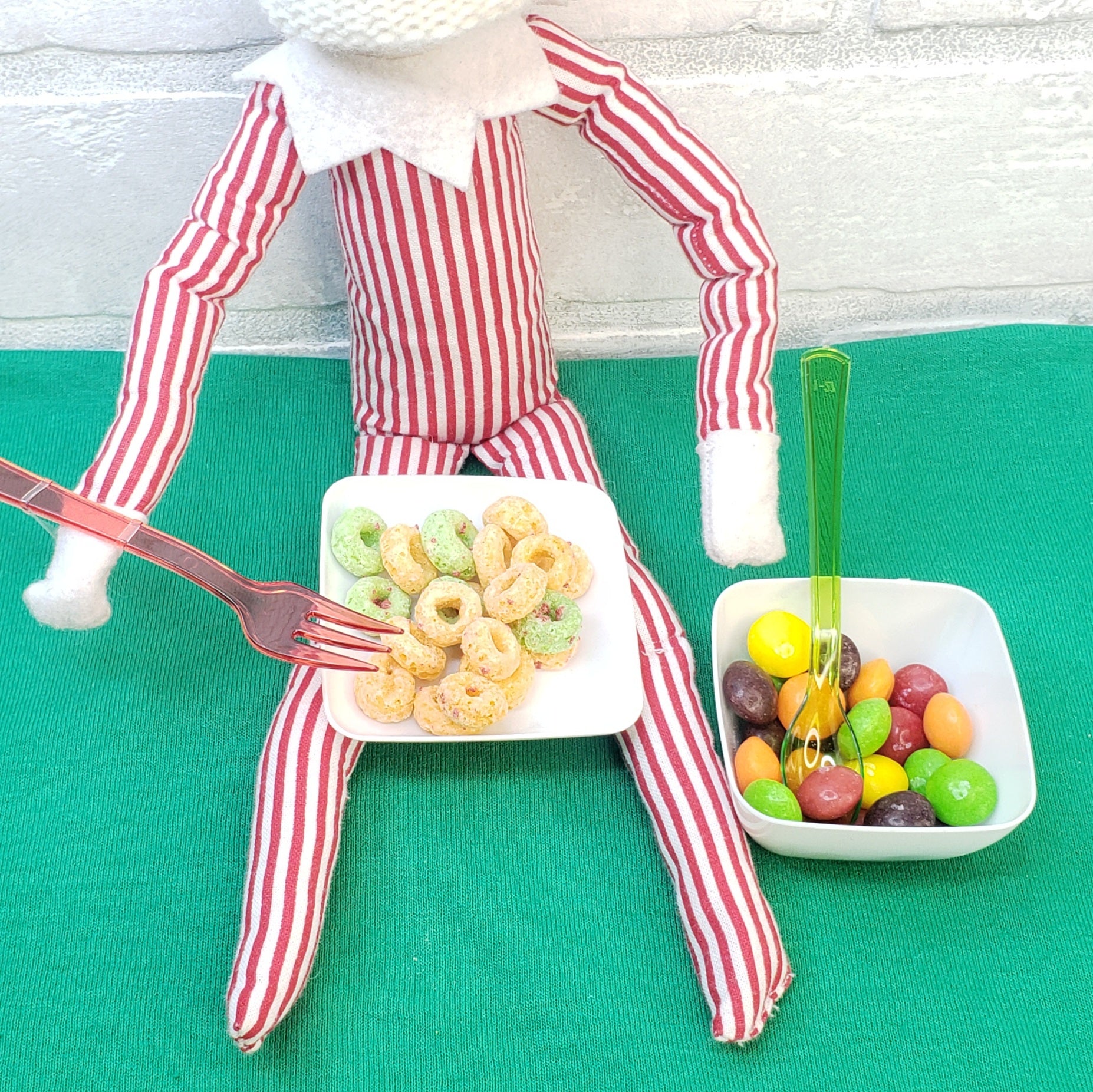 Food: Elf Meal Set - Special Red/Green Edition!  4pc Set